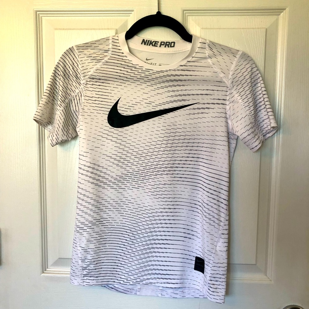 Nike Pro T-Shirt